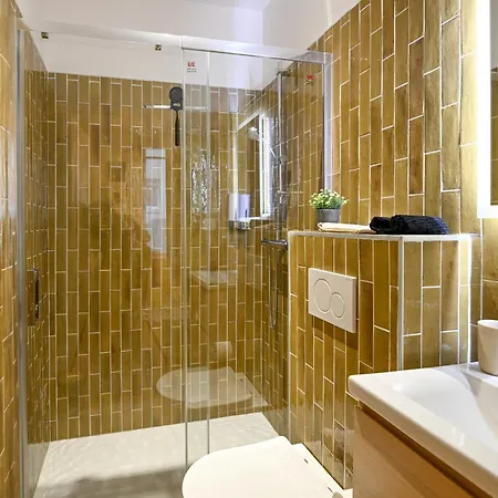 Le 1 Du Clos Fleuri - Avec Extérieur Privatif